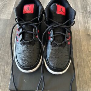 Jordan Kids Sneakers in Black and Red